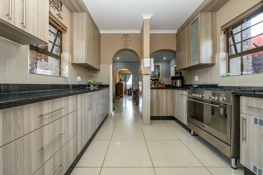 3 Bedroom Property for Sale in Kunene Park Eastern Cape
